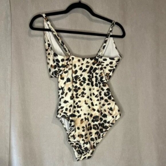Aerie One Piece Swimsuit with Cutouts and Full Coverage - Small in Leopard Print - Picture 5 of 10
